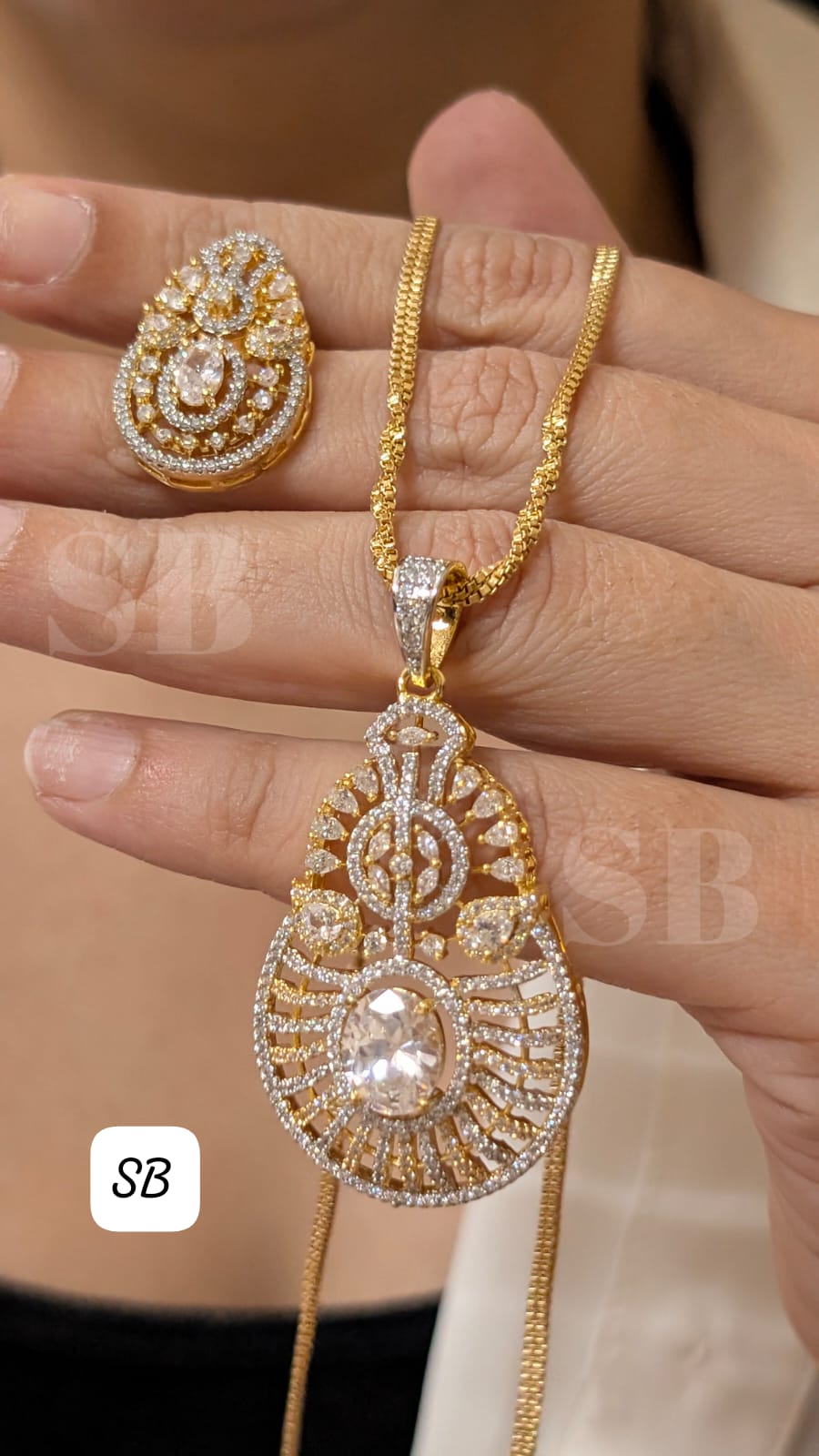 Necklaces Collection
